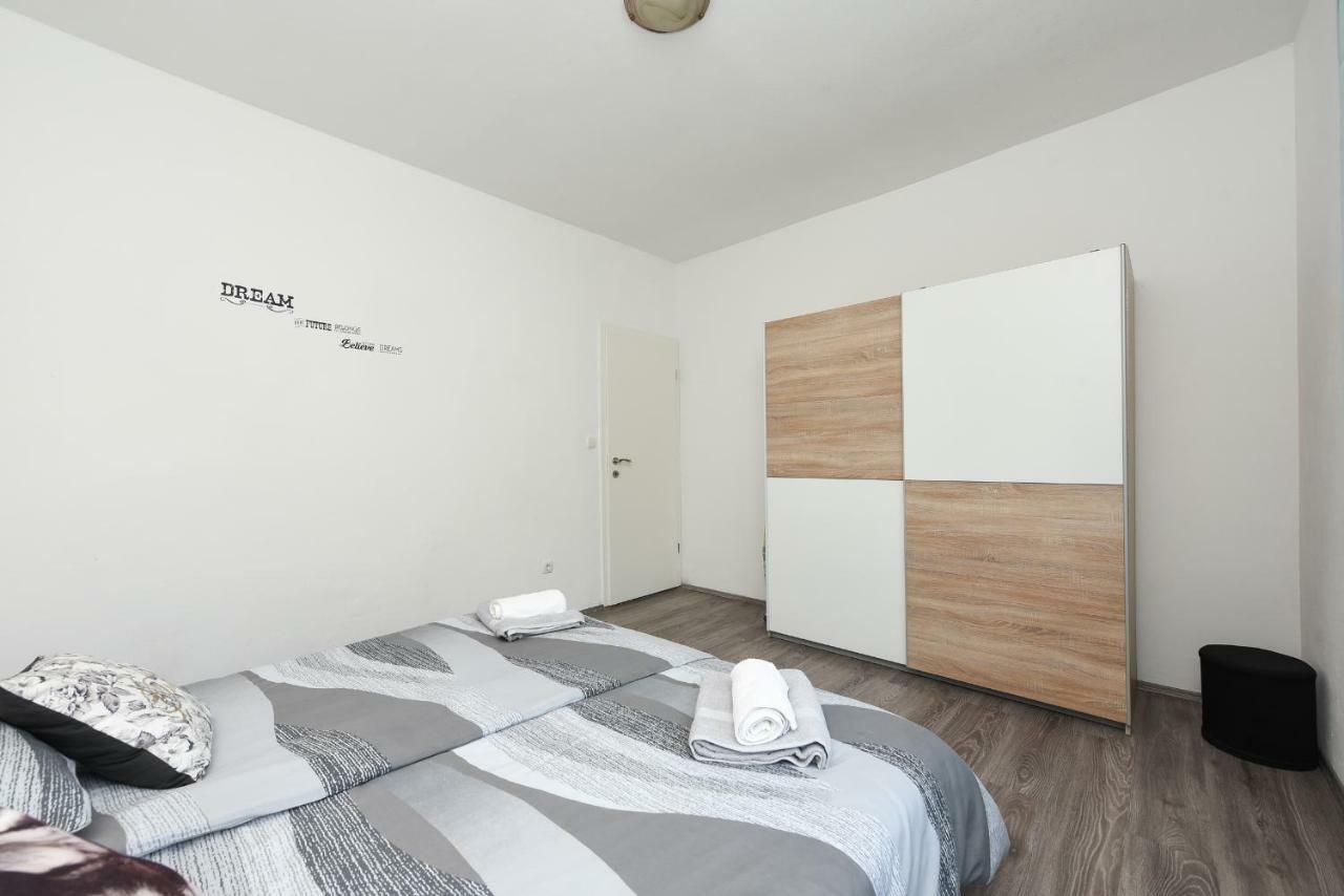 Apartmani Damant Zadar Exterior foto